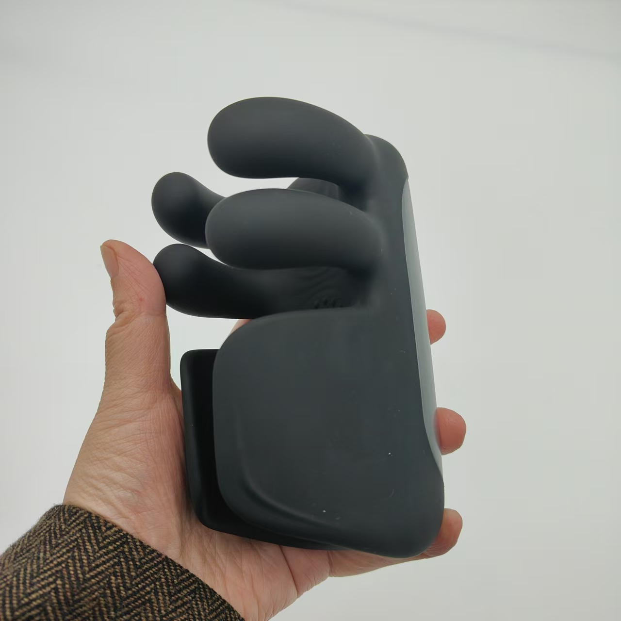 Flapping Gripping Vibrating Silicone Stimulator - Vibrators