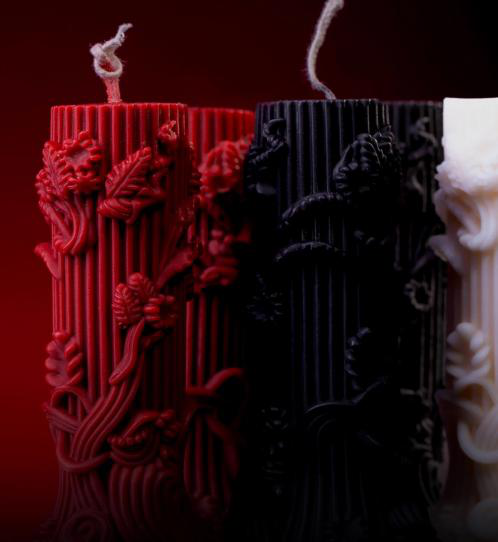 Sea Salt and Sage Scented Candle — red,black,whi te
