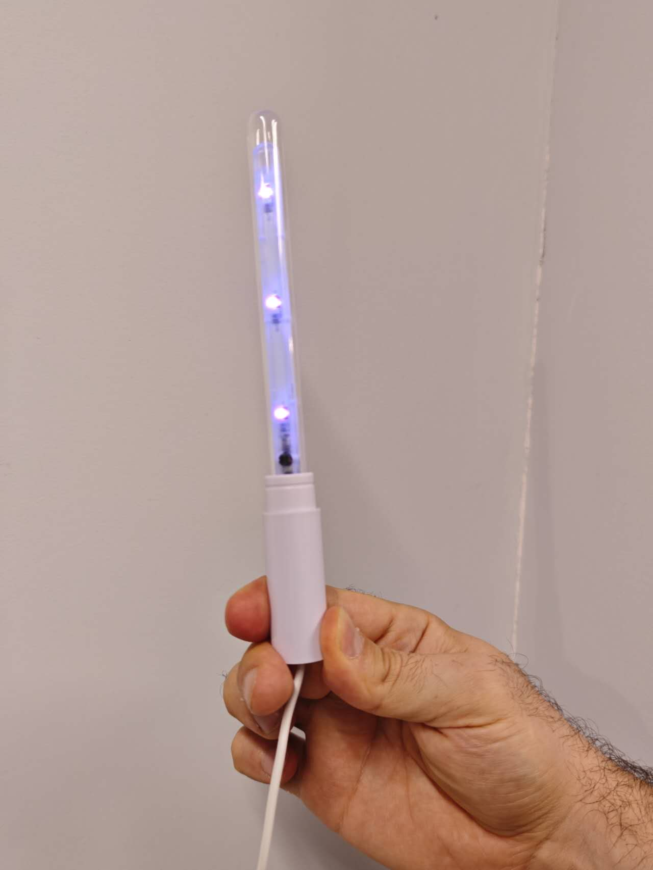 6-Lamp UV Disinfection Massager