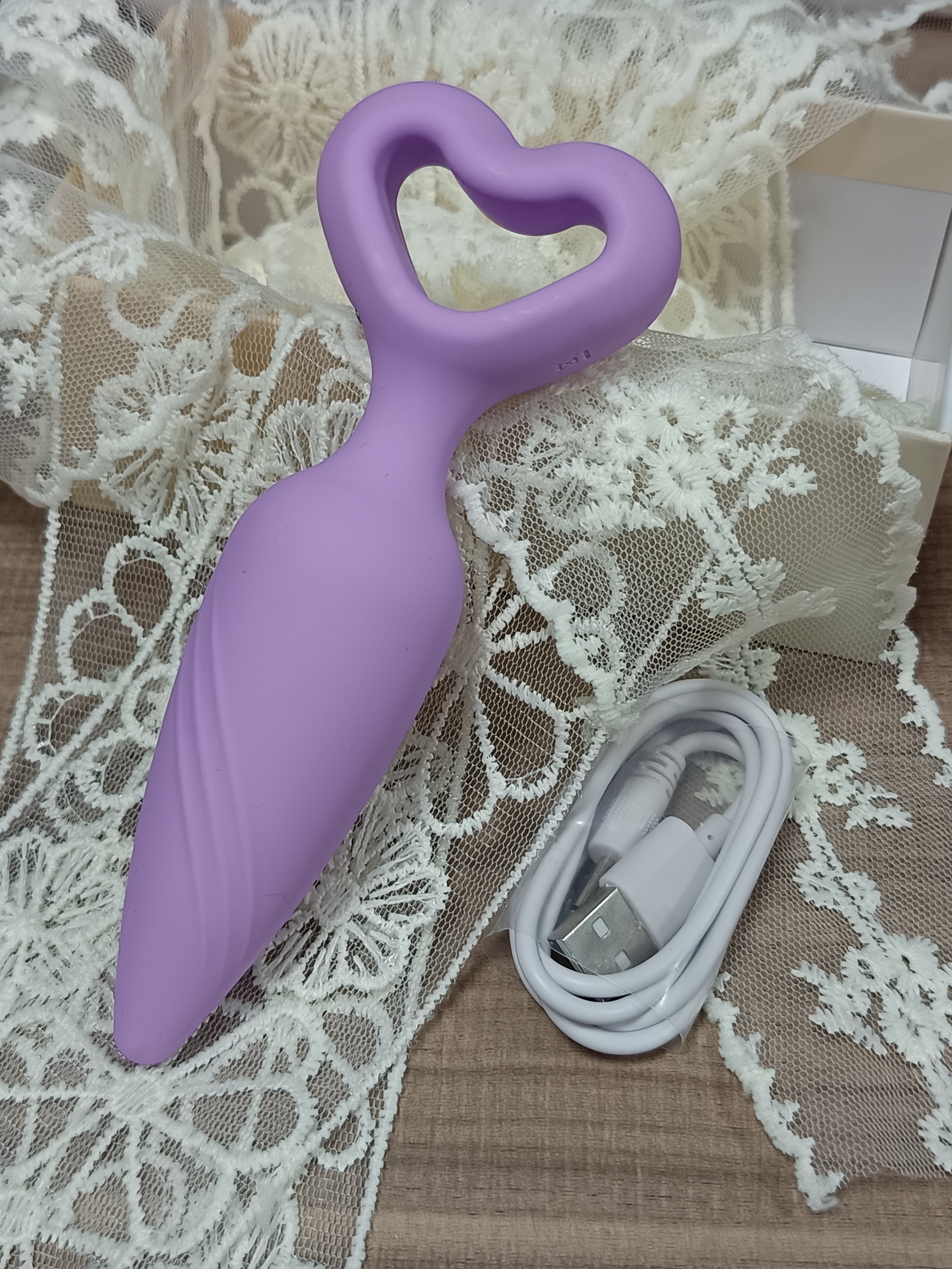 All-inclusive rubber boneless vibrator anal plug